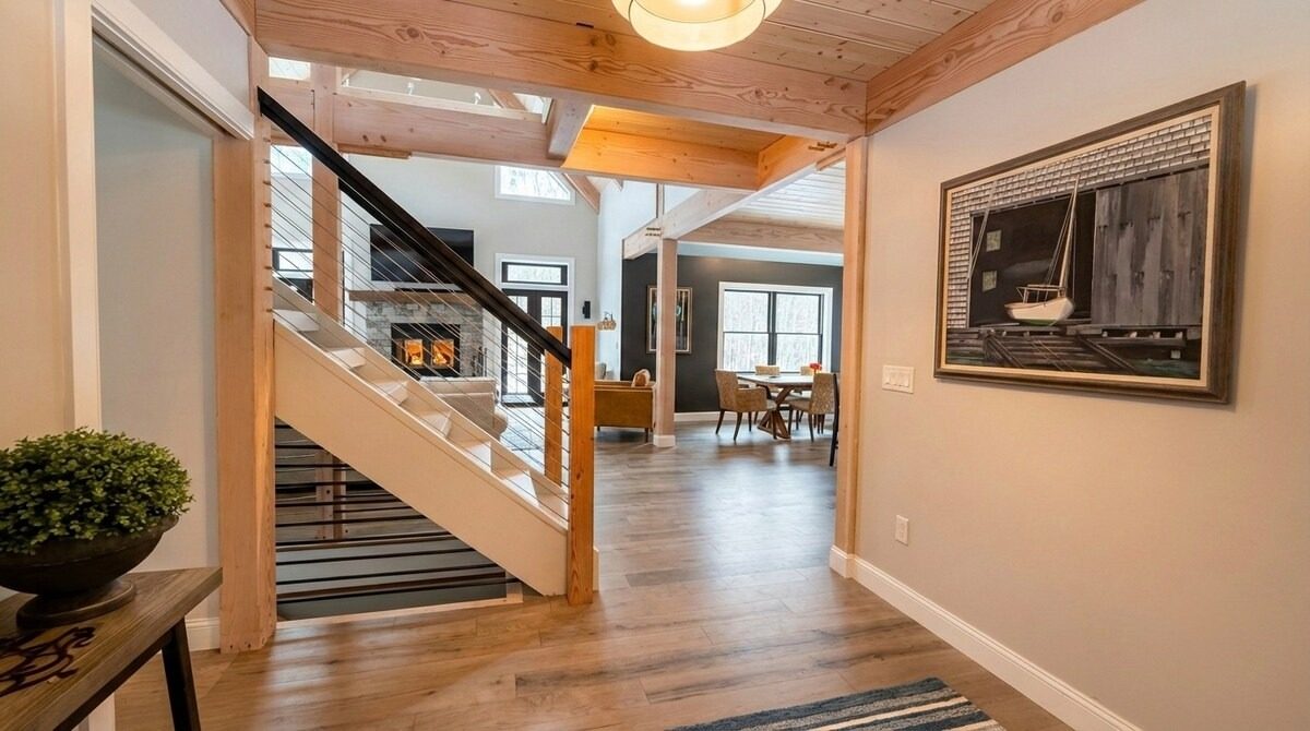 Open foyer and staircase